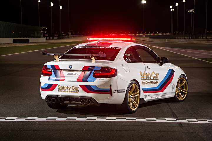 P90213894_highRes_the-all-new-bmw-m2-m